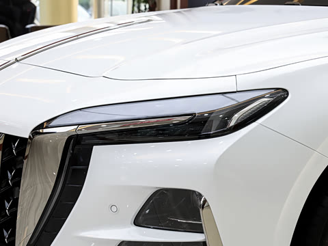 2026�� 2.0T ���а�