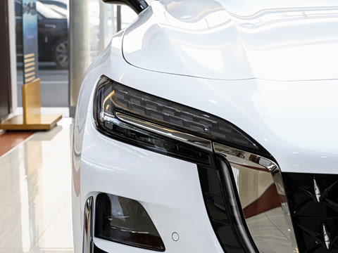 2026�� 2.0T ���а�