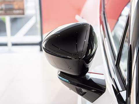 2026�� ���� 725 Max �콢��