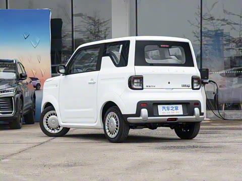 2025�� ������