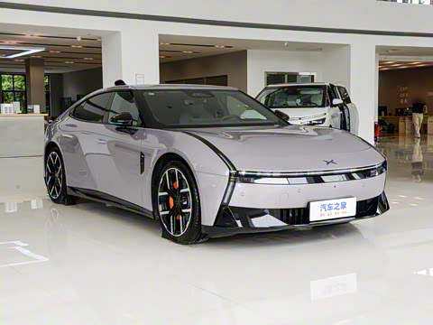 2025�� 702 ������ Ultra