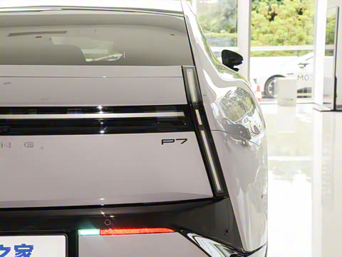 2025�� 702 ������ Ultra