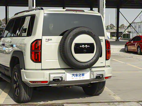 2025�� 210KM ����Ultra��