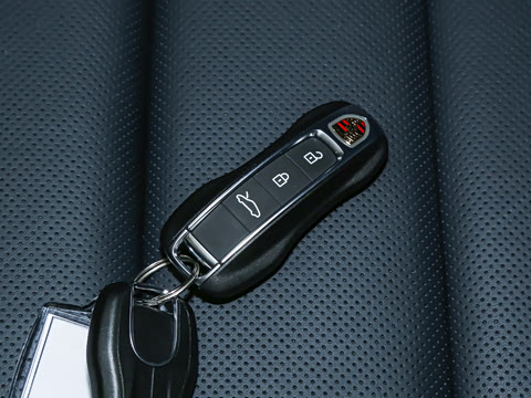 2026�� Carrera 3.0T