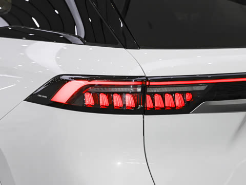 2026�� 2.0T ˫�������������