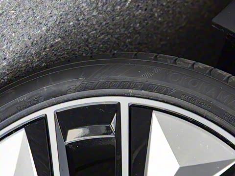 2026�� eDrive 40 L ��ҹ�˶���װ