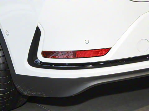 2025�� 735MAX 175kW