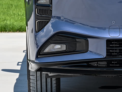 2026�� 670 Max