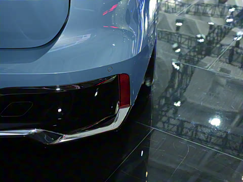 2023�� xDrive60L M�˶���װ