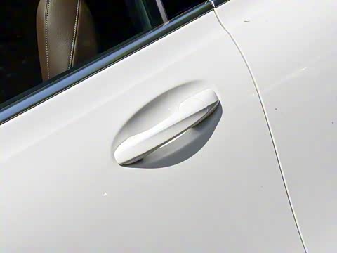 2025�� GLB 200 ������