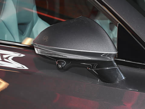 2026�� 2.0T Trophy+ �����Ǽݰ�