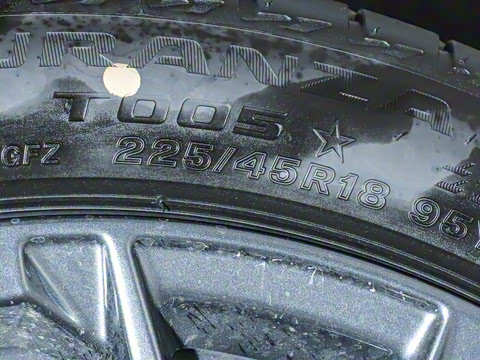 2025�� 330Li M�˶���ҹ��װ