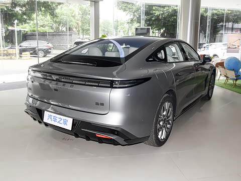 2027�� ���� 302 Max�����״��