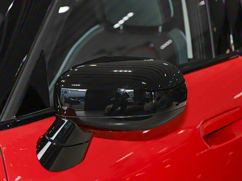 2025�� E ������