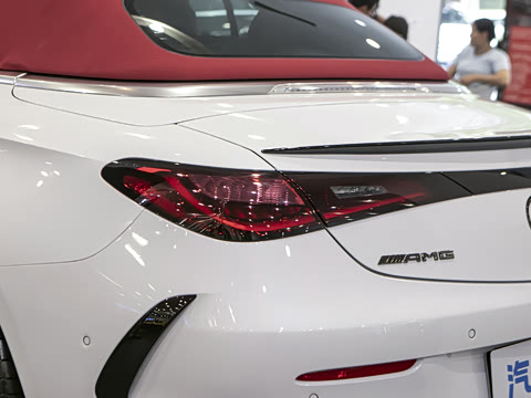 2026�� �Ŀ� AMG CLE 53 4MATIC+ ������ܳ�