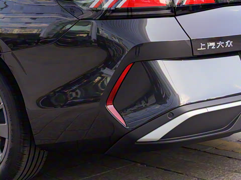 2026�� ���L 300TSI ��а�