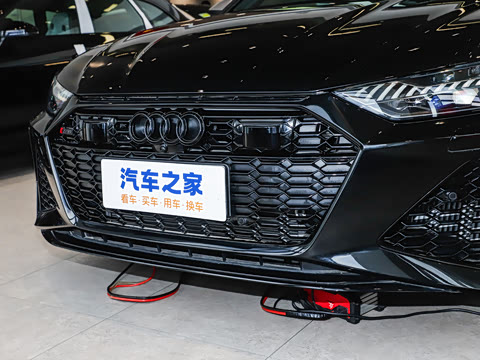 2025��  RS 6 4.0T Avant performance