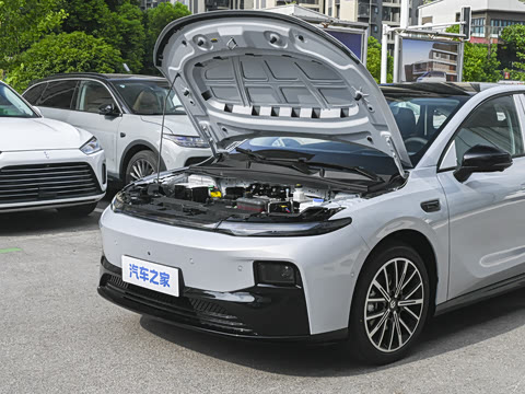 2027�� 670������