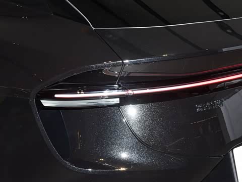 2026�� 600 SE 5��