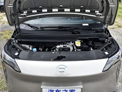 2025�� Plus 610 ������