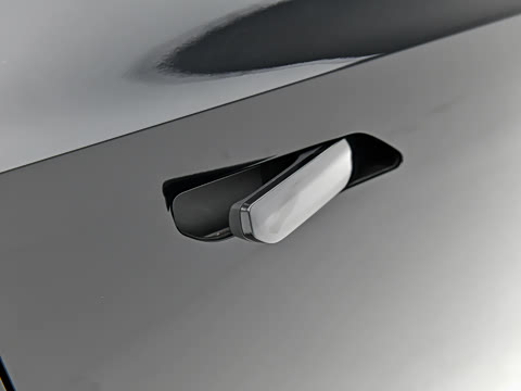 2025�� Ǭ�� UItra 6��