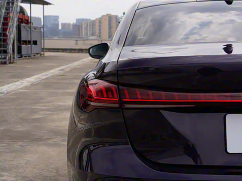 2026�� 2.0T �˶���