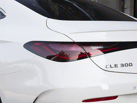 2026�� CLE 300 4MATIC �����ͽ��ܳ�