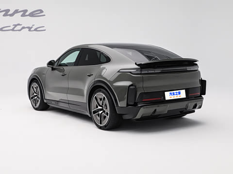 2026�� Cayenne Coup�� Turbo Electric