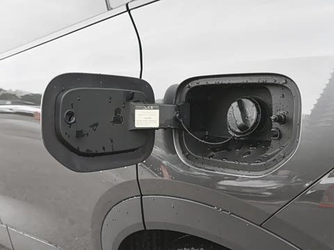 2026�� 300Ultra ��ΪǬ��ADS SE��