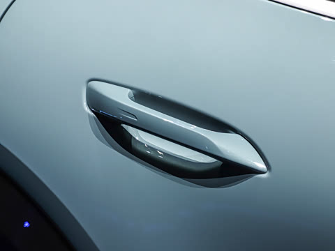 2026�� Cayenne Turbo Electric