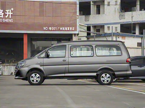 2025�� M5 1.6L ���������� 7��