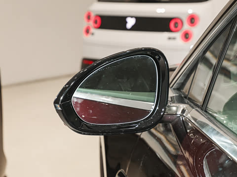 2025�� 102kWh ��ƽ���ر��