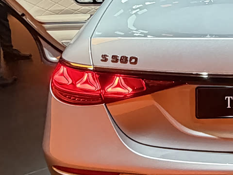 2027�� ������