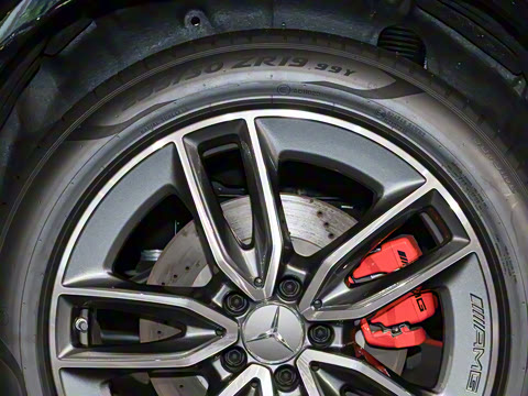 2025�� AMG GLA 35 4MATIC