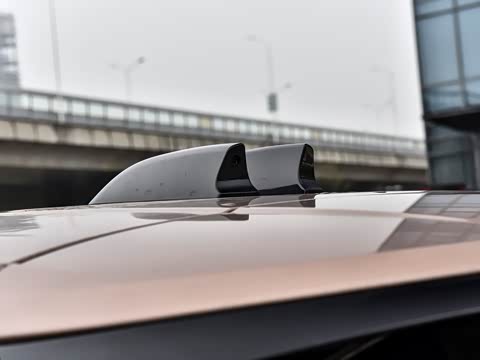 2025�� 3.0 L6 400PS SV���ٴ����ӳ��� 4��