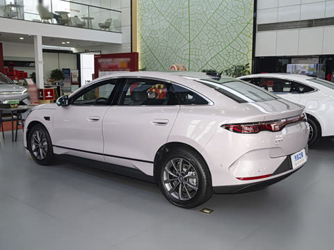 2025�� EV 470KM������