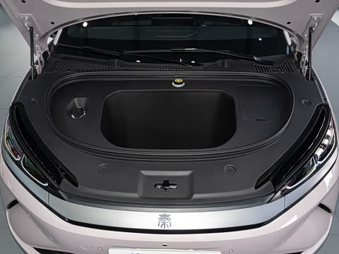 2025�� EV 470KM������