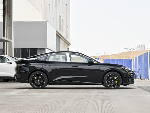 2026�� 630 Ԫ�����а� 185kW