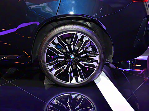 2025�� xDrive30L ������ M�˶���ҹ��װ