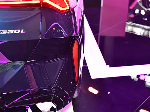 2025�� xDrive30L ������ M�˶���ҹ��װ