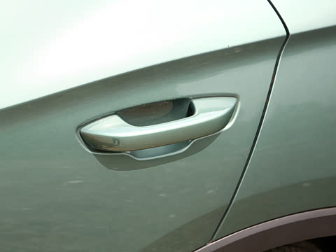 2026�� DM-i 220KM׿Խ��