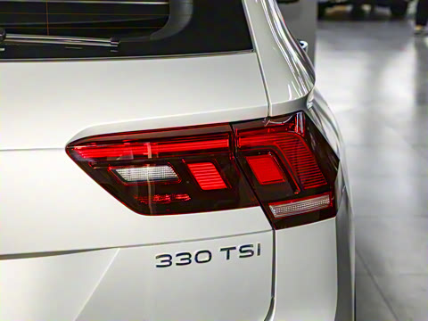 2025�� ���ڿ� 330TSI �Զ�����R-Line��ҫ��