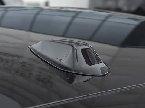 2026�� 430i M�˶���ҹ��װ