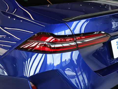 2025�� M5