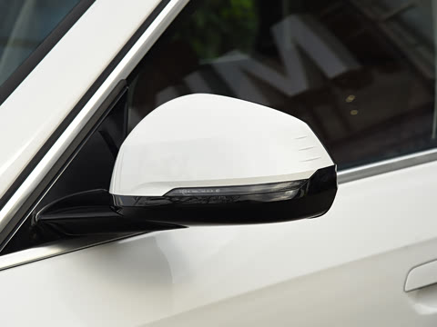 2026�� xDrive25Li X�����װ