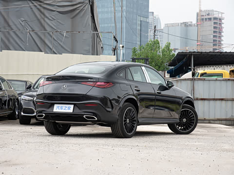 2026�� �Ŀ� GLC 300 4MATIC ����SUV