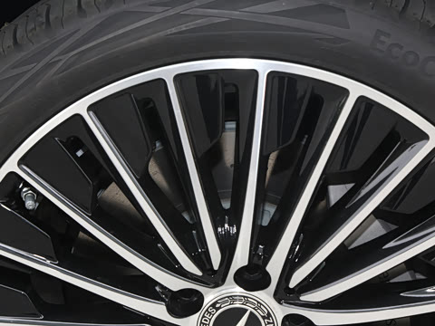 2026�� �Ŀ� CLE 300 4MATIC �����ͽ��ܳ�