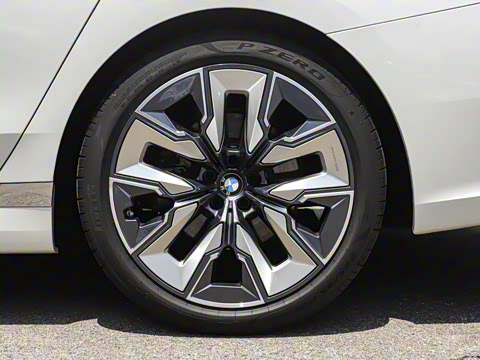 2023�� 740Li ������ ������װ