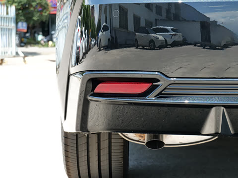 2027�� ˫�� 2.0HS �˶���