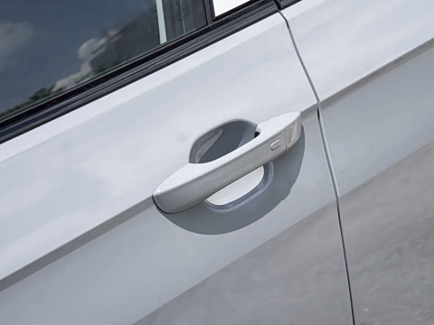 2026�� ���� 300TSI ������